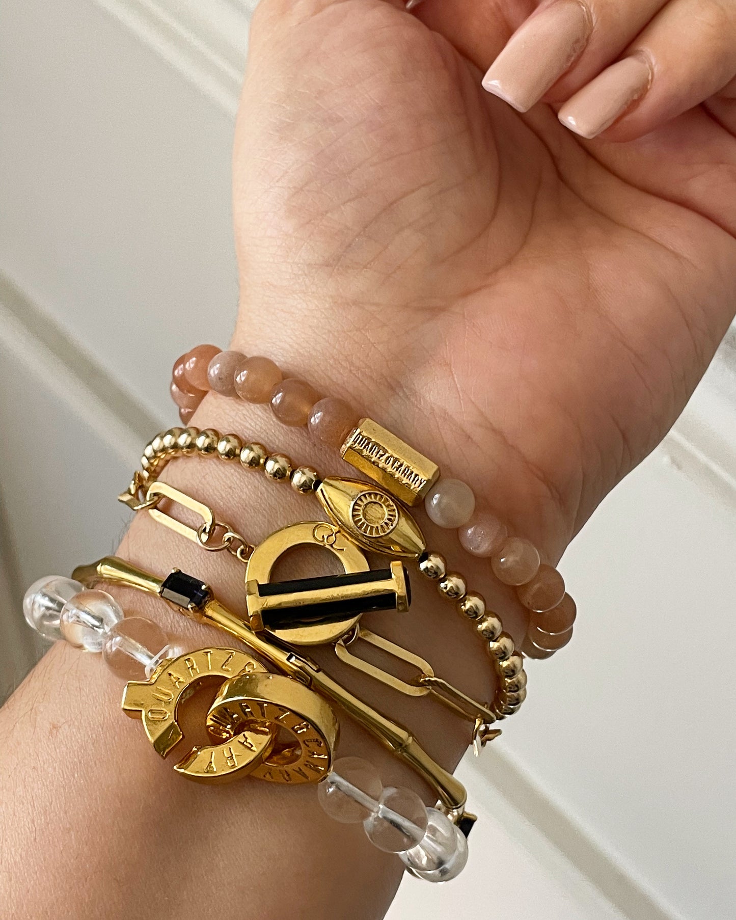 Aligned Toggle Bracelet | Gold