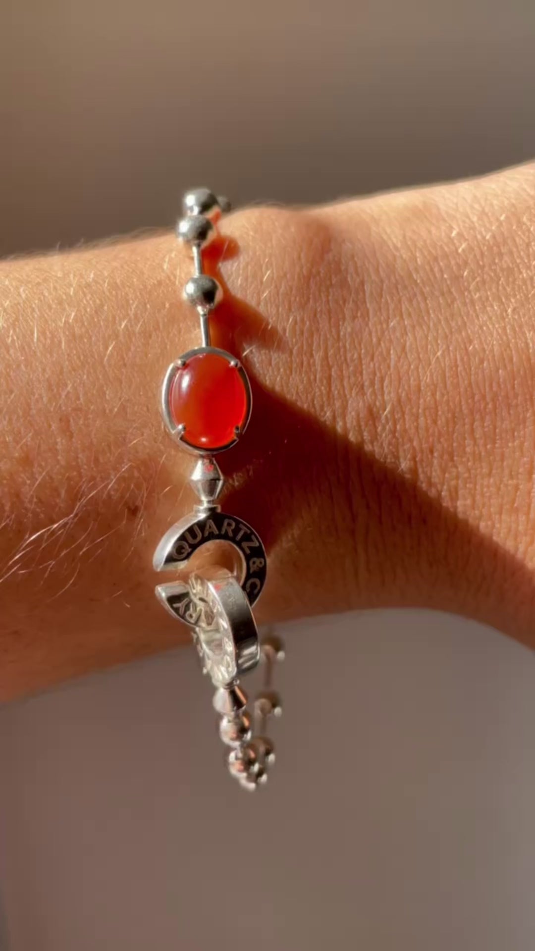 Connected Ball Chain - Cabochon Bracelet