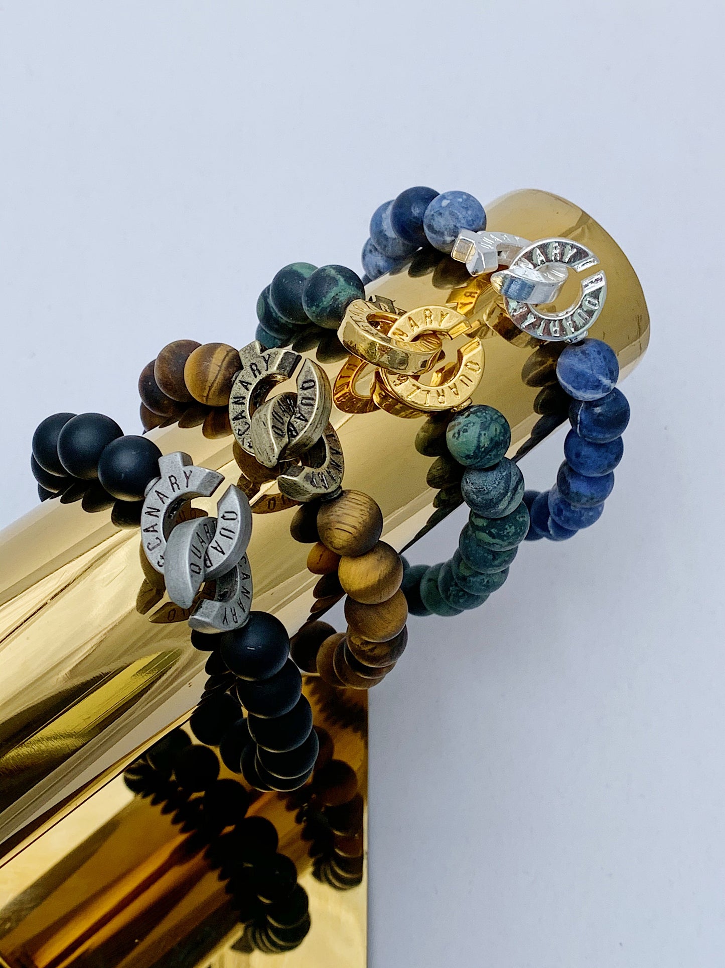 Load image into Gallery viewer, Q&amp;amp;C Connected Clasp Bracelet (10mm stones)
