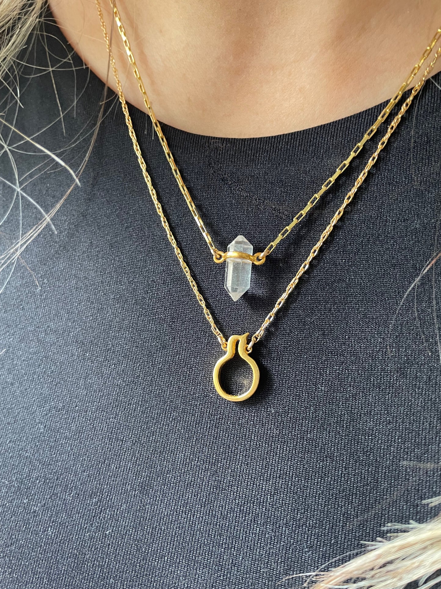 Load image into Gallery viewer, The Canary Pendant | Gold
