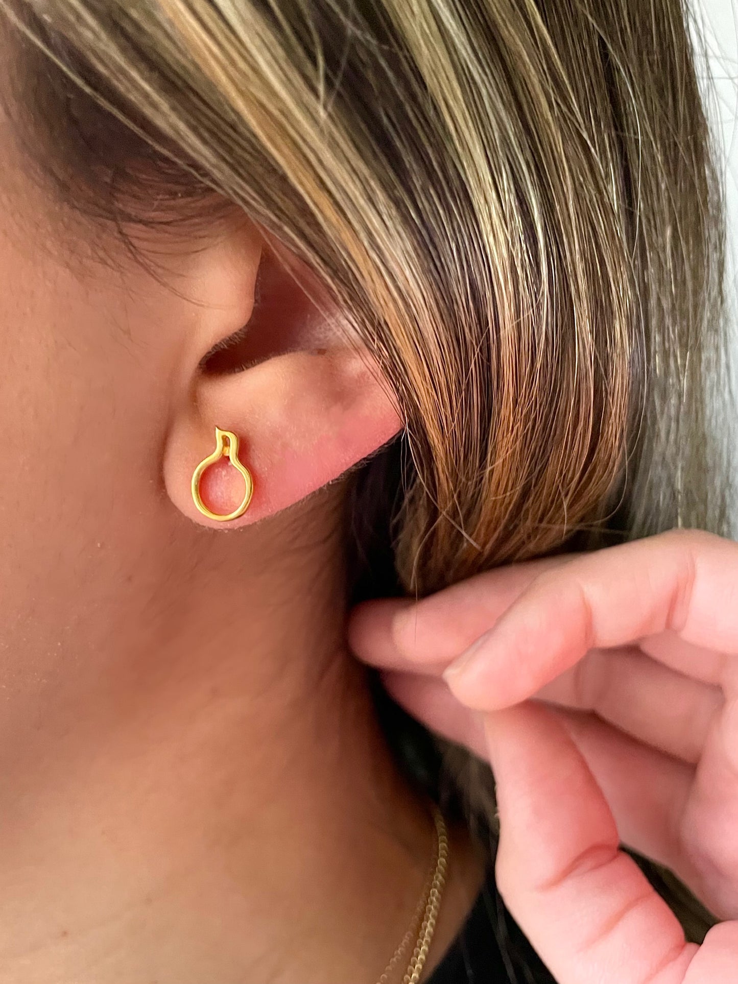 The Canary Studs | Gold